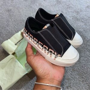 BURBERRY MINI LARKHALL SLIP SNEAKER